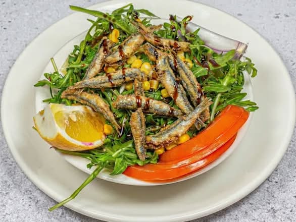 Hamsi Salatası